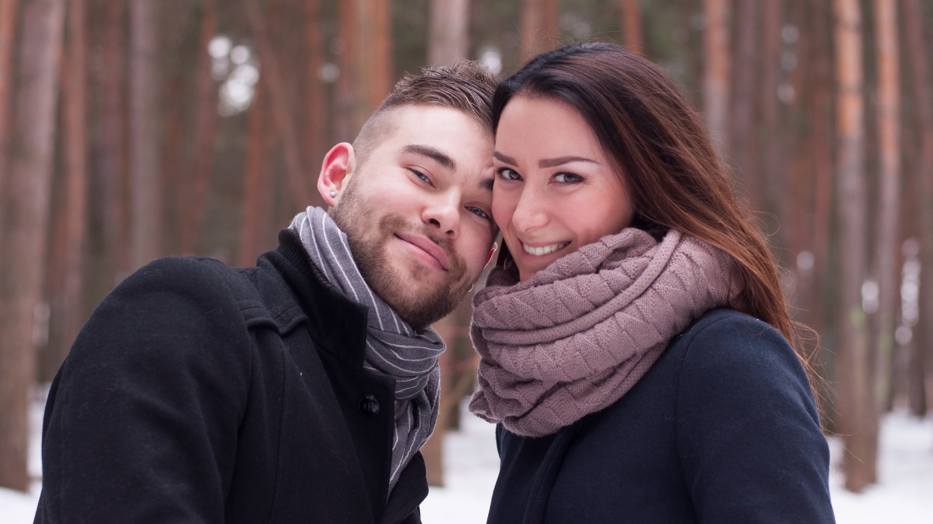 Ton ex est amoureux de sa nouvelle copine ? Voici 5 leçons puissantes pour comprendre, guérir et avancer avec clarté. Une lecture essentielle pour retrouver ta paix.
